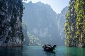 Photo d'une île pour illustrer un voyage digital nomad en Thaïlande.
